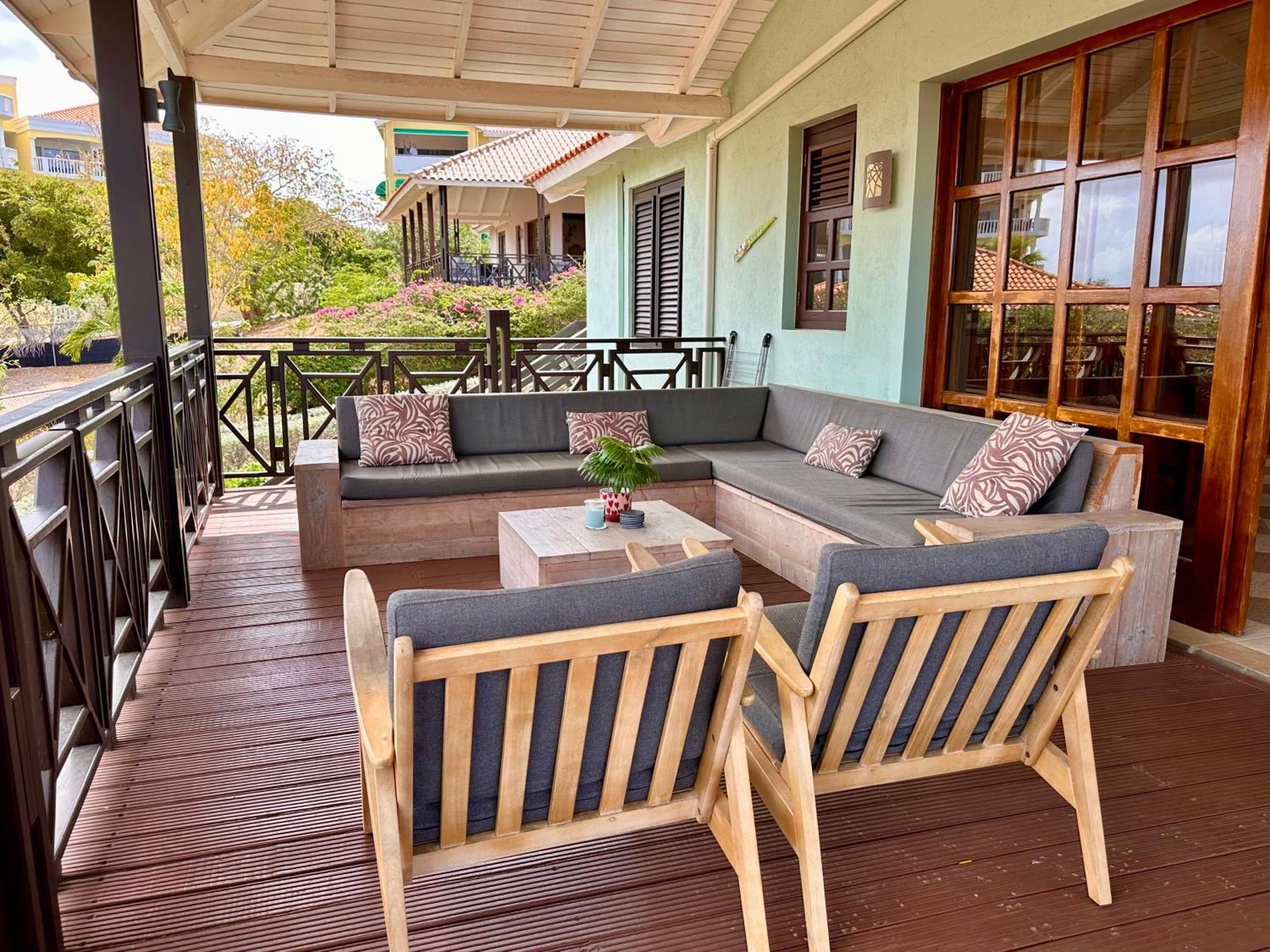 Blue Bay Beach Villas & Apartments Экстерьер фото